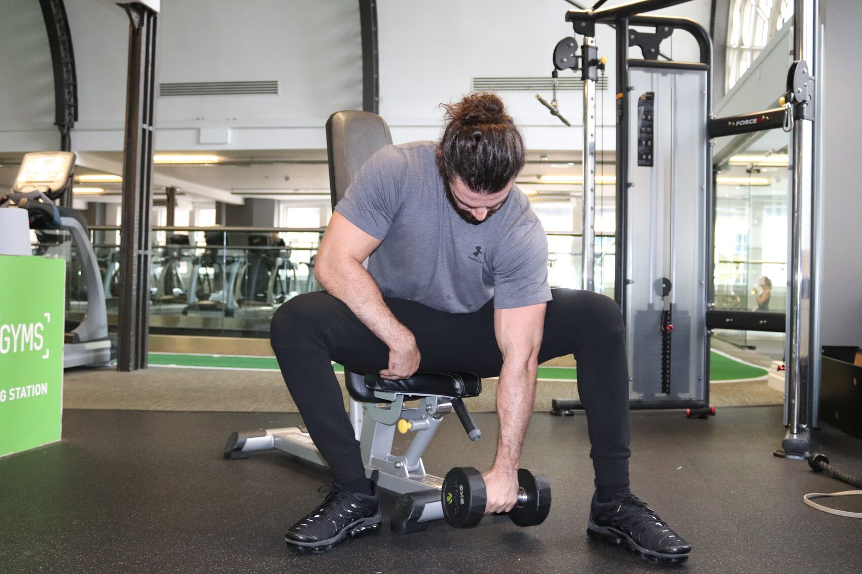Seated concentration curl image 