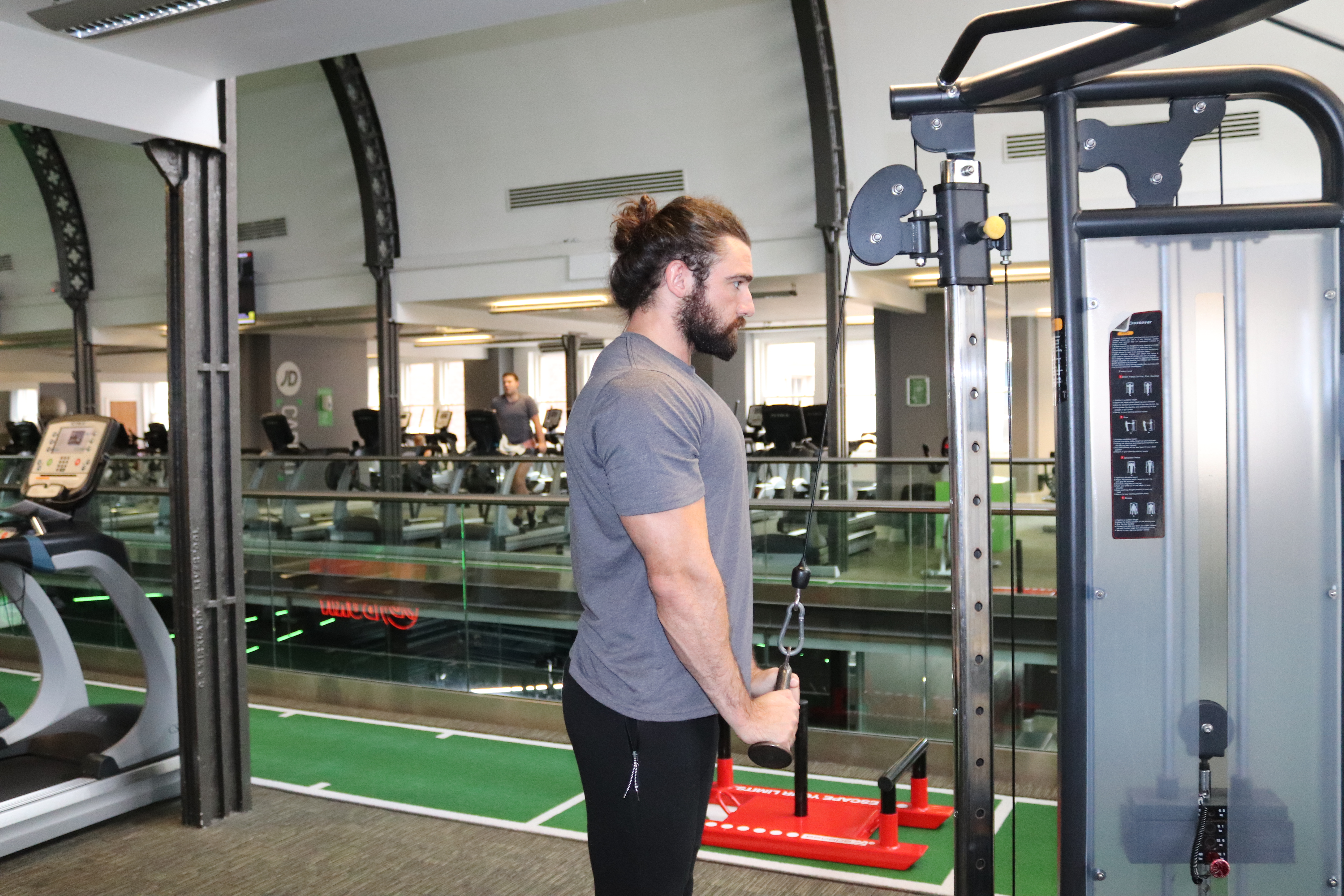 tricep machine pushdown