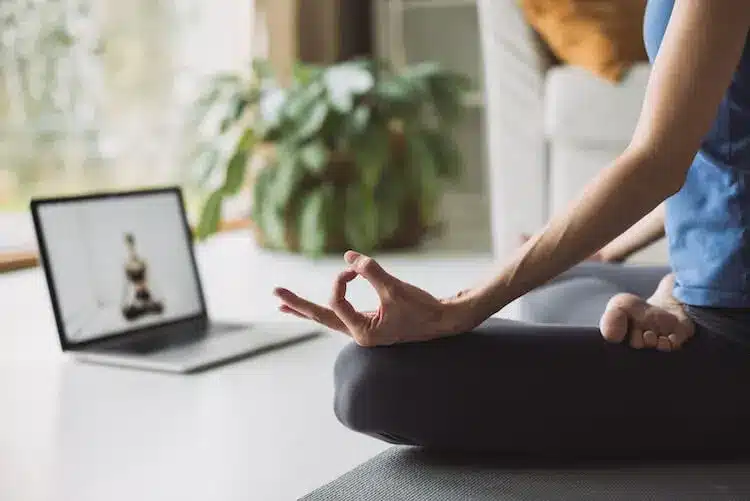 How To Start An Online Yoga Business